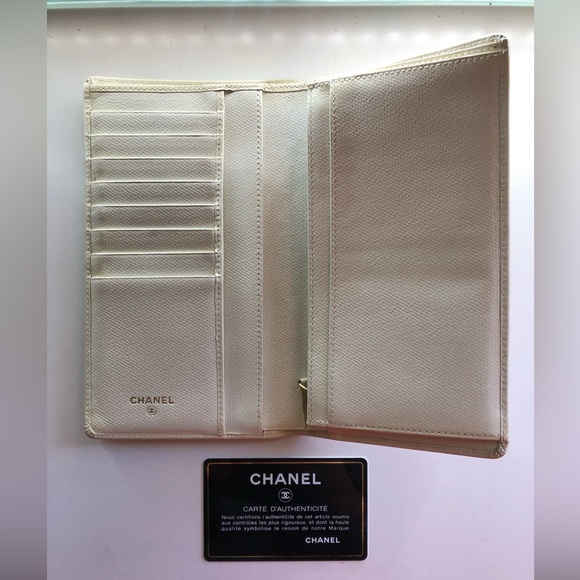 Excellent Condition! Chanel CoCo Button Flap Bifold Long Wallet Caviar Leather - Picture 4 of 14